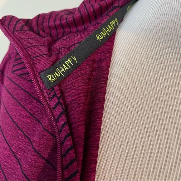 Brooks Run Happy Quarter Zip Pullover - Picture 6 of 10